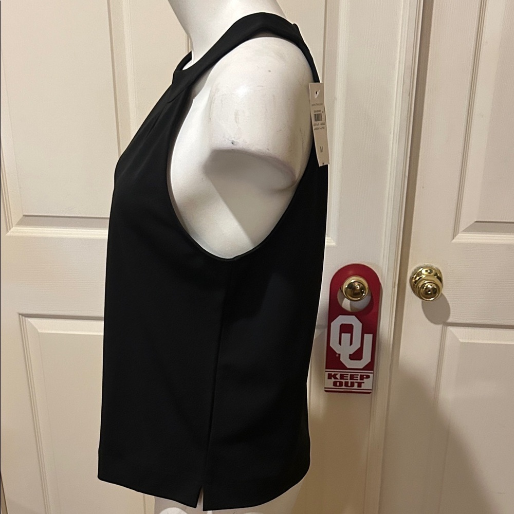 Ann Taylor Black key hole Halter Tank Top. NWT. Medium - Picture 3 of 8